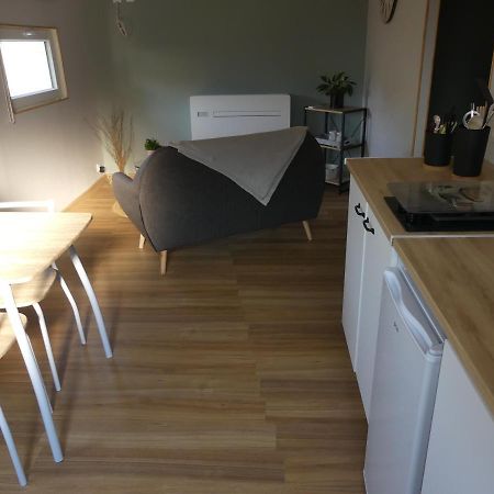 Ferienwohnung Charmant Studio 35M² Au Calme Proche Du Circuit Saint-Gervais en-Belin Exterior foto